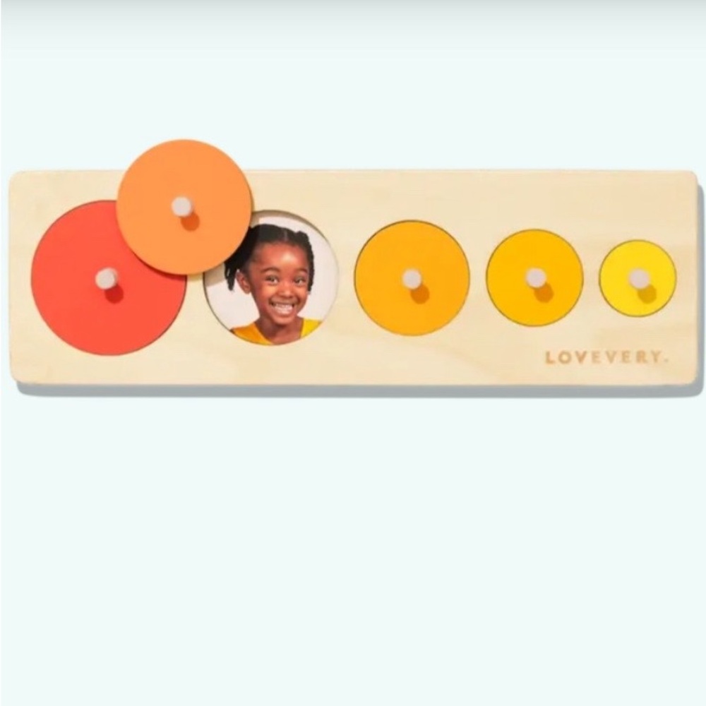 Lovevery Circle of Friends Puzzle